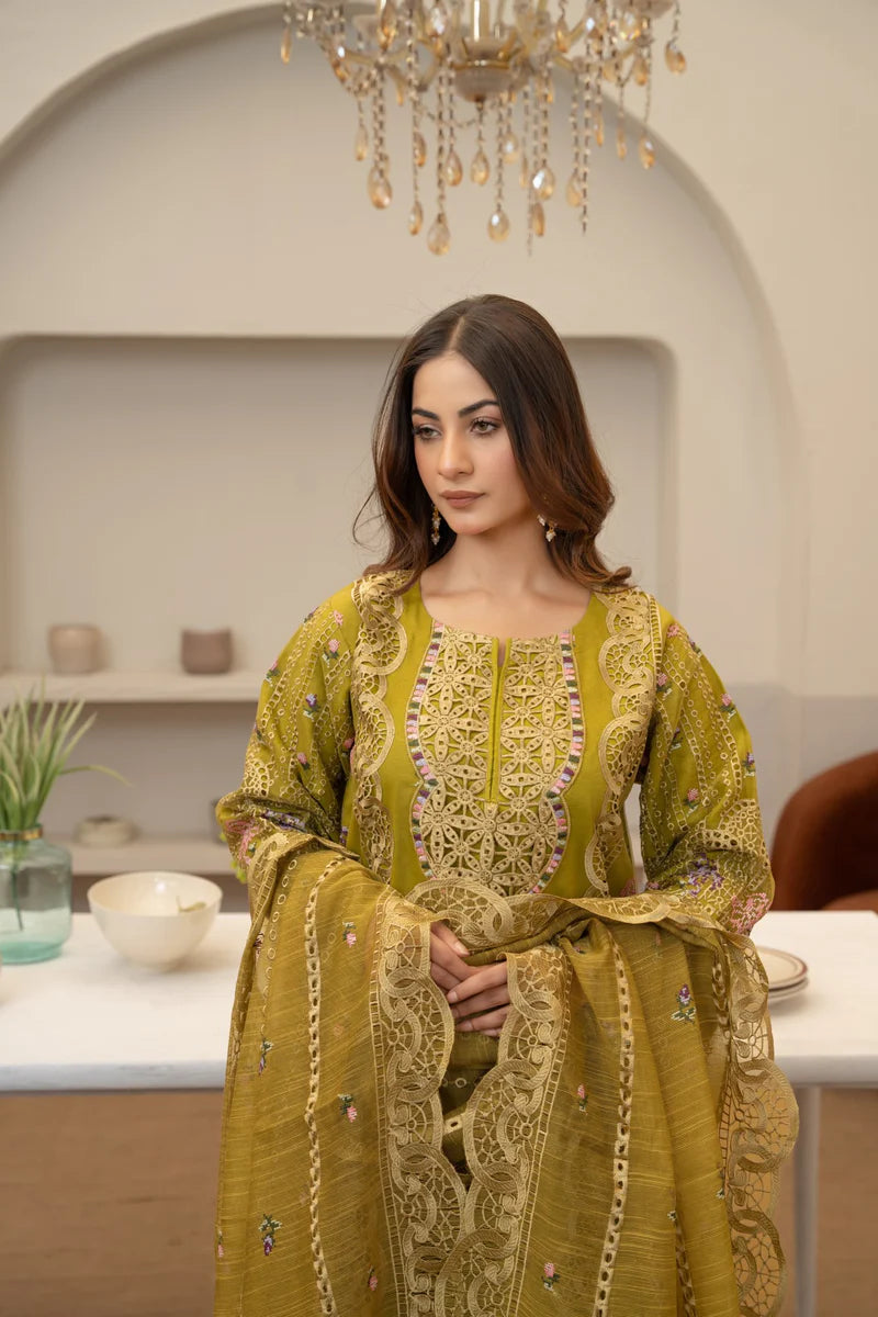 Festive Pret | Wania Awais